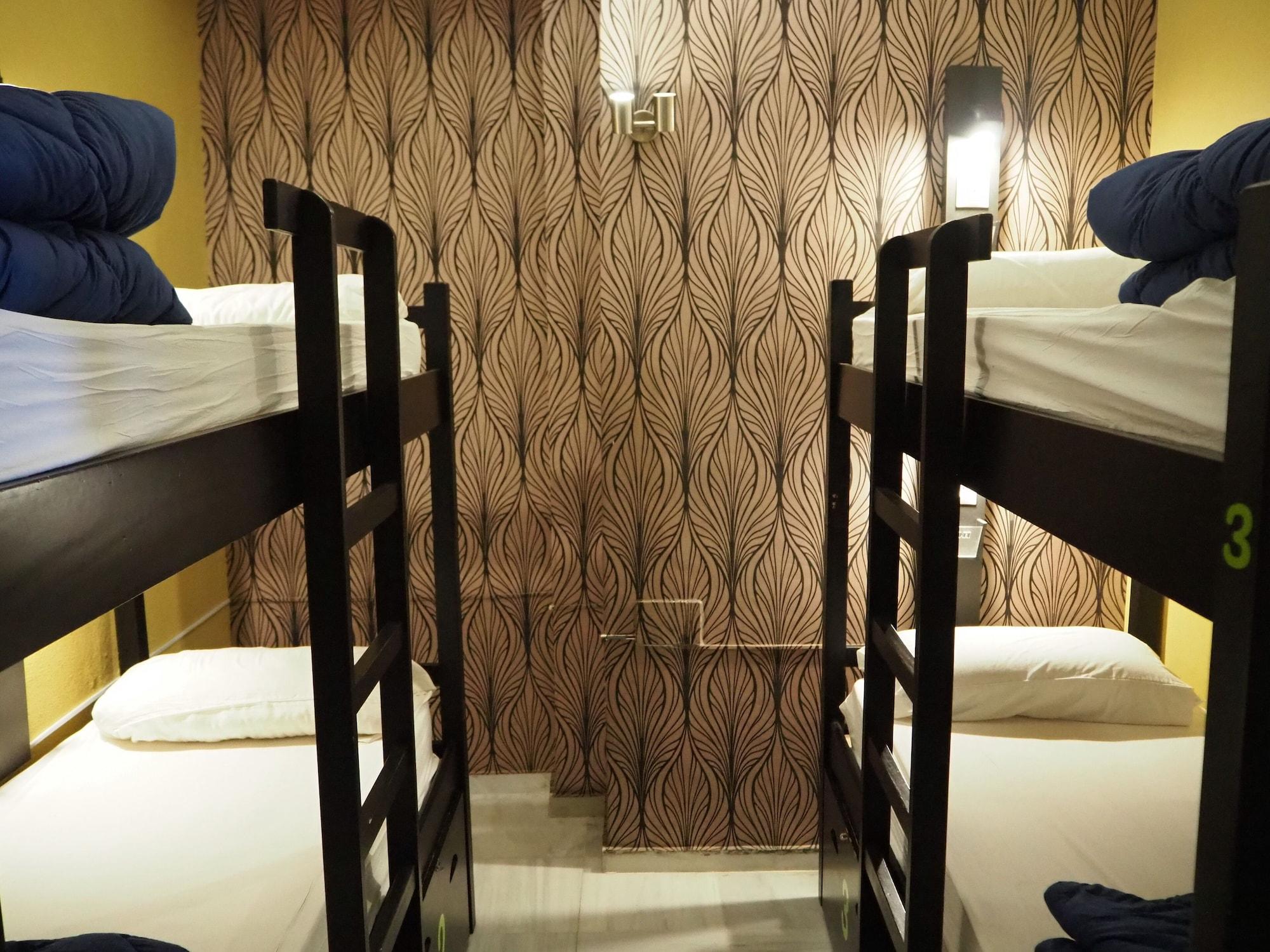 Joy Plaza De Armas Hostel Σεβίλλη Εξωτερικό φωτογραφία