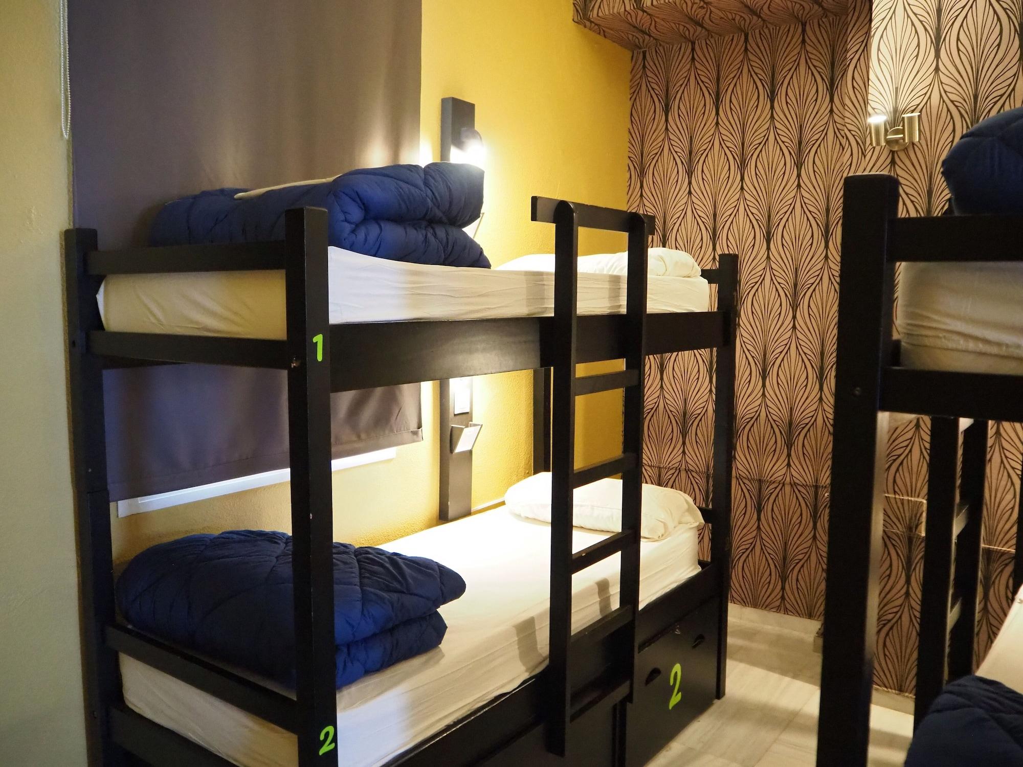 Joy Plaza De Armas Hostel Σεβίλλη Εξωτερικό φωτογραφία