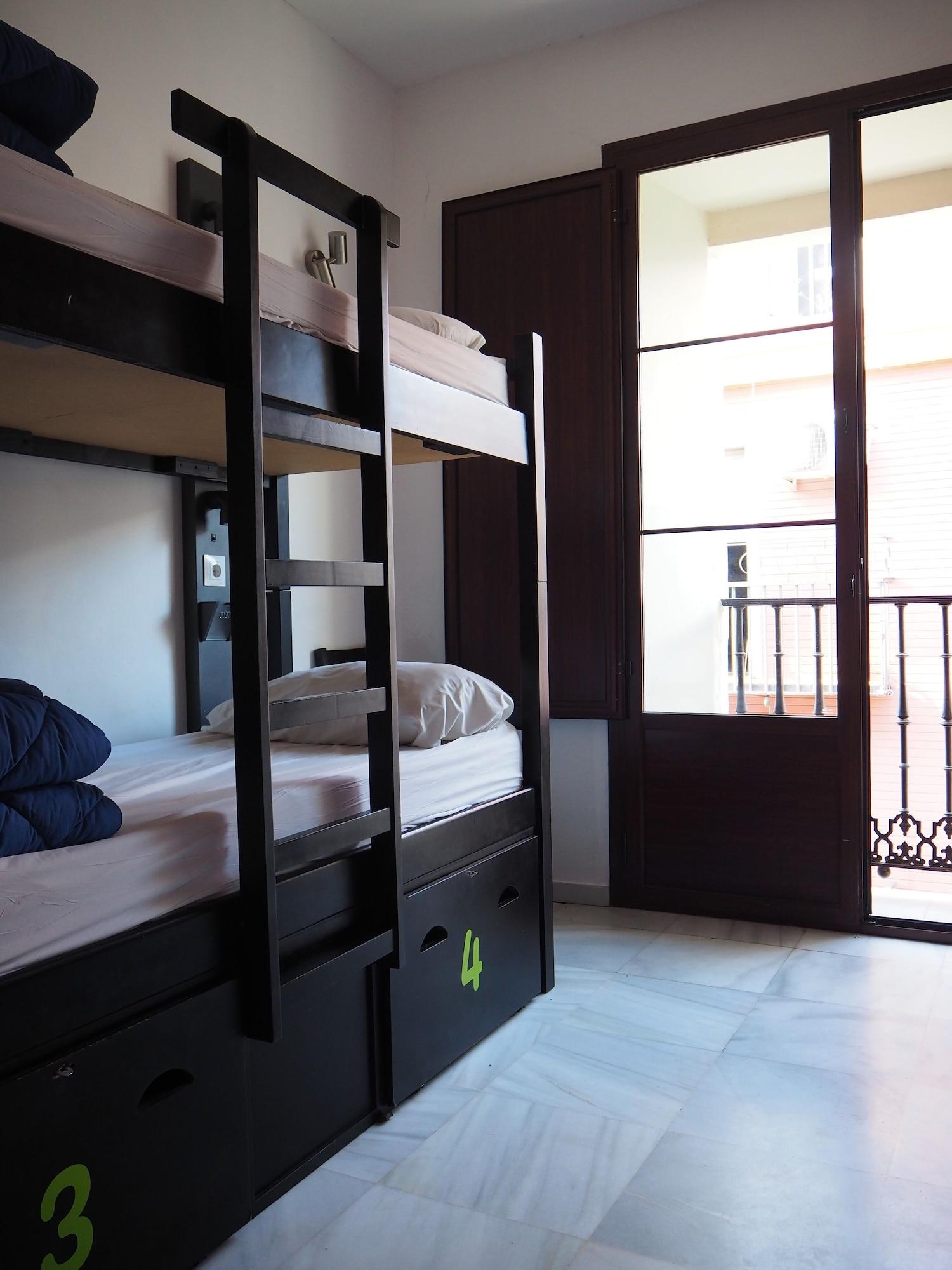 Joy Plaza De Armas Hostel Σεβίλλη Εξωτερικό φωτογραφία