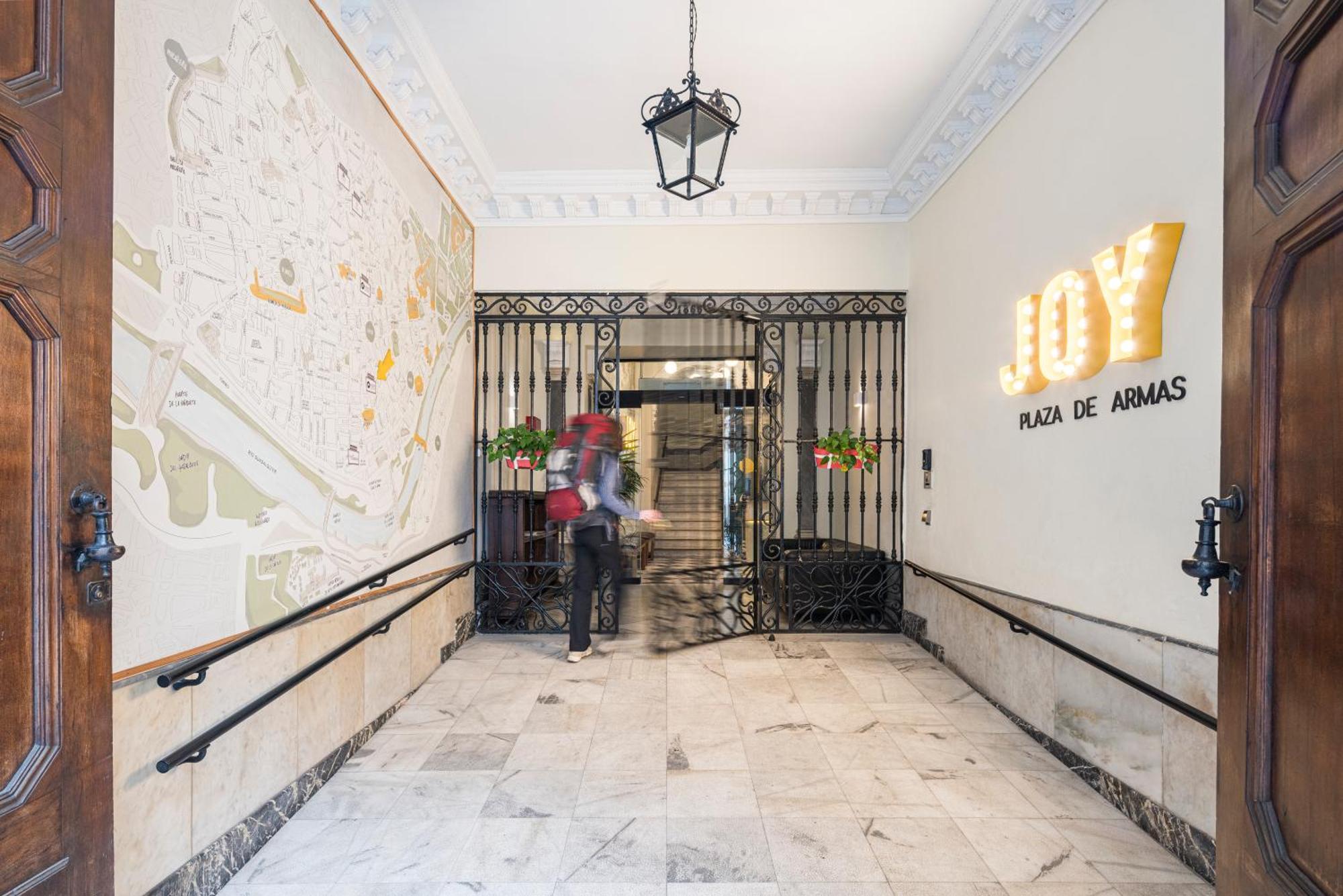 Joy Plaza De Armas Hostel Σεβίλλη Εξωτερικό φωτογραφία