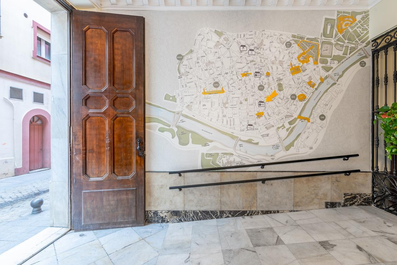 Joy Plaza De Armas Hostel Σεβίλλη Εξωτερικό φωτογραφία